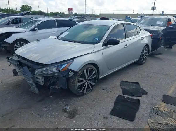 1N4BL4CV0LC211819 2020 NISSAN ALTIMA - Image 2