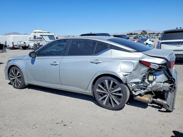 1N4BL4CV0LC213327 2020 NISSAN ALTIMA - Image 2