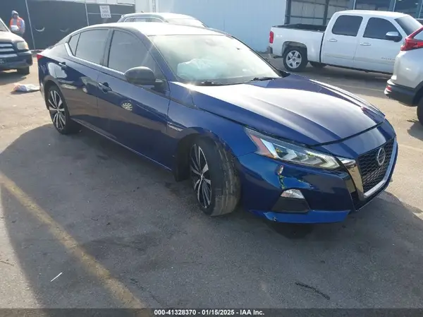 1N4BL4CV0LC254167 2020 NISSAN ALTIMA - Image 1