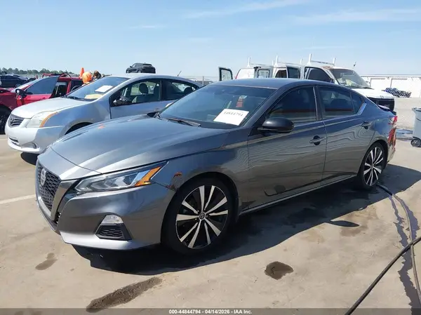 1N4BL4CV0LC268893 2020 NISSAN ALTIMA - Image 2