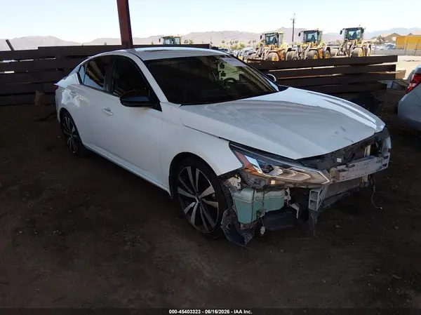 1N4BL4CV0LN305896 2020 NISSAN ALTIMA - Image 1