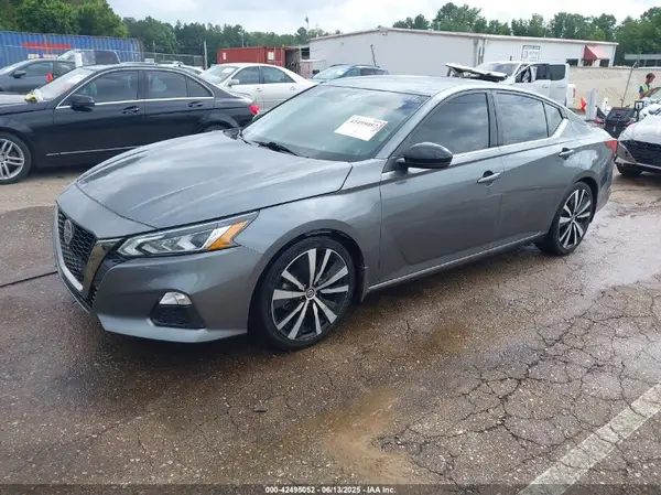 1N4BL4CV0LN320723 2020 NISSAN ALTIMA - Image 2
