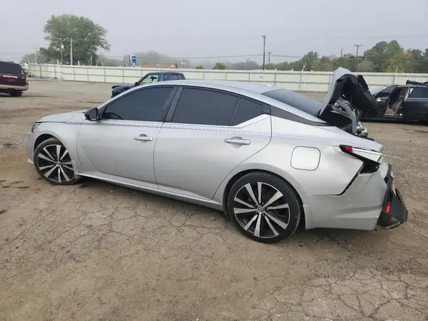 1N4BL4CV0LN320933 2020 NISSAN ALTIMA - Image 2