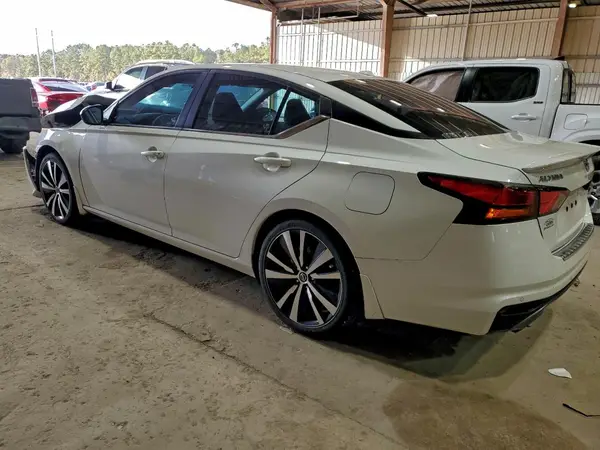 1N4BL4CV0MN325874 2021 NISSAN ALTIMA - Image 2