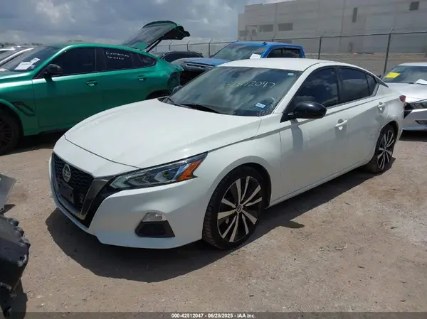 1N4BL4CV0MN333487 2021 NISSAN ALTIMA - Image 2