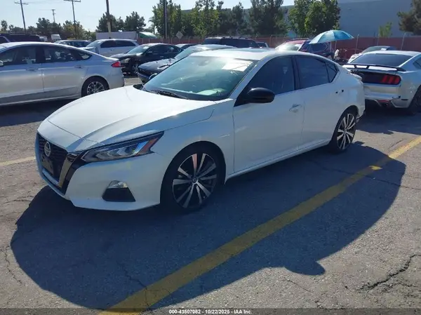 1N4BL4CV0MN334705 2021 NISSAN ALTIMA - Image 2