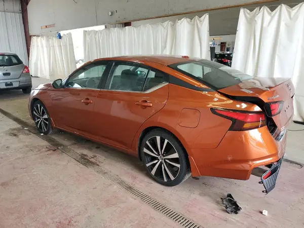 1N4BL4CV0MN350788 2021 NISSAN ALTIMA - Image 2