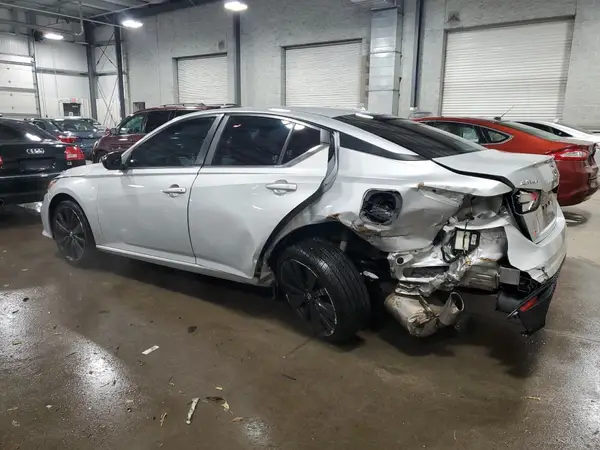 1N4BL4CV0MN366487 2021 NISSAN ALTIMA - Image 2