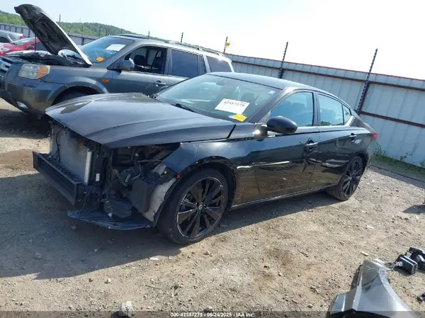 1N4BL4CV0MN371396 2021 NISSAN ALTIMA - Image 2