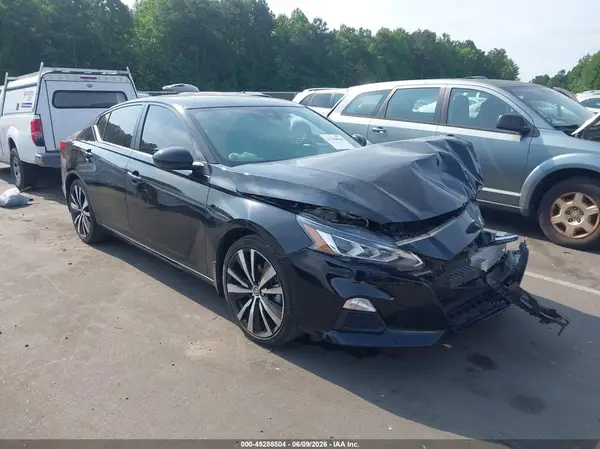 1N4BL4CV0MN382575 2021 NISSAN ALTIMA - Image 1