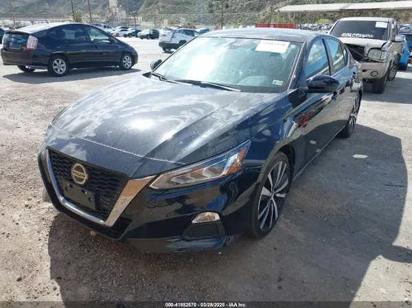 1N4BL4CV0MN400900 2021 NISSAN ALTIMA - Image 2