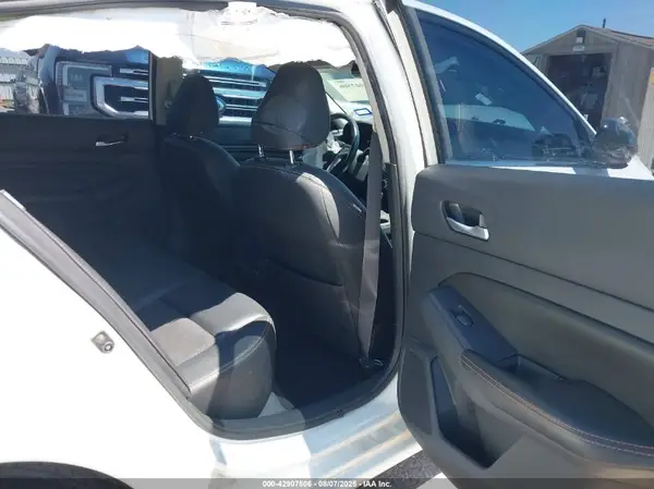 1N4BL4CV0MN415512 2021 NISSAN ALTIMA - Image 8