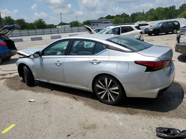 1N4BL4CV0NN301754 2022 NISSAN ALTIMA - Image 2
