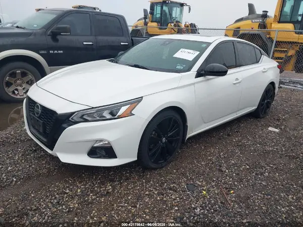 1N4BL4CV0NN308557 2022 NISSAN ALTIMA - Image 2