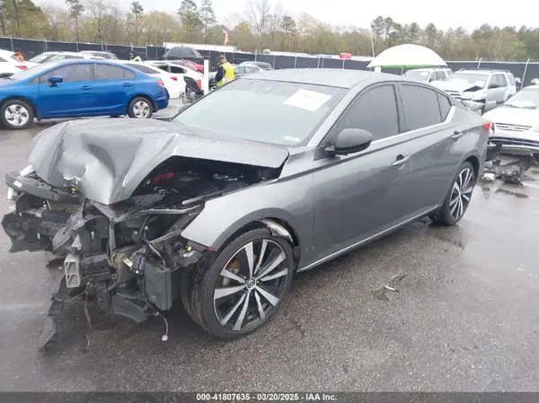 1N4BL4CV0NN350615 2022 NISSAN ALTIMA - Image 2