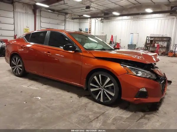 1N4BL4CV0NN366880 2022 NISSAN ALTIMA - Image 1