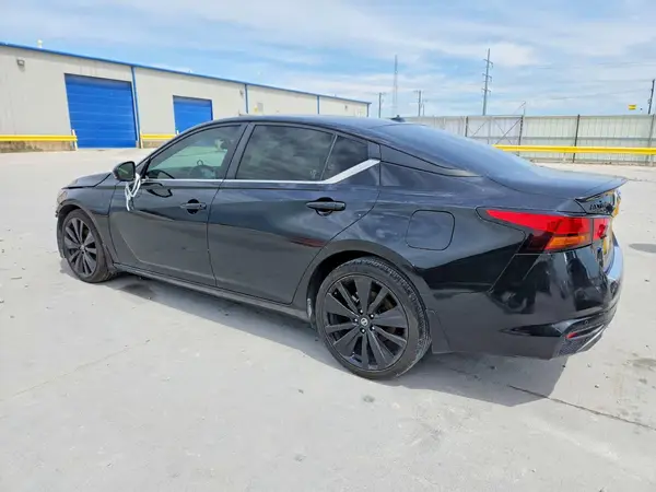 1N4BL4CV0NN382383 2022 NISSAN ALTIMA - Image 2