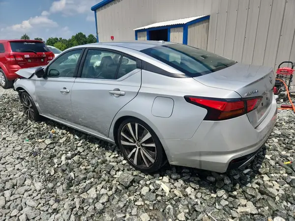 1N4BL4CV0NN390595 2022 NISSAN ALTIMA - Image 2