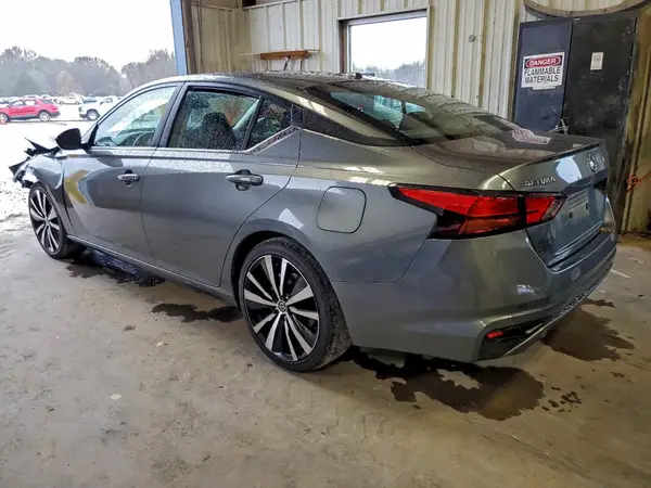 1N4BL4CV0NN398552 2022 NISSAN ALTIMA - Image 2