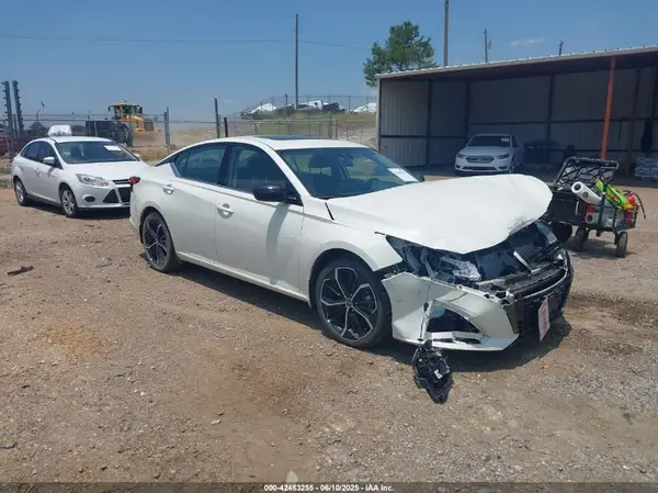 1N4BL4CV0PN306634 2023 NISSAN ALTIMA - Image 1