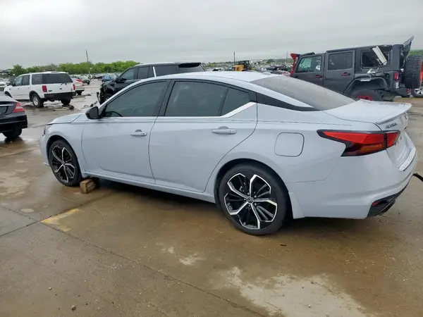 1N4BL4CV0PN316256 2023 NISSAN ALTIMA - Image 2