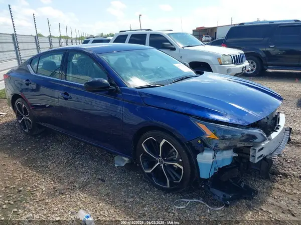 1N4BL4CV0PN340394 2023 NISSAN ALTIMA - Image 1