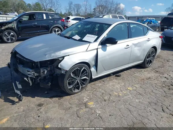 1N4BL4CV0PN340976 2023 NISSAN ALTIMA - Image 2