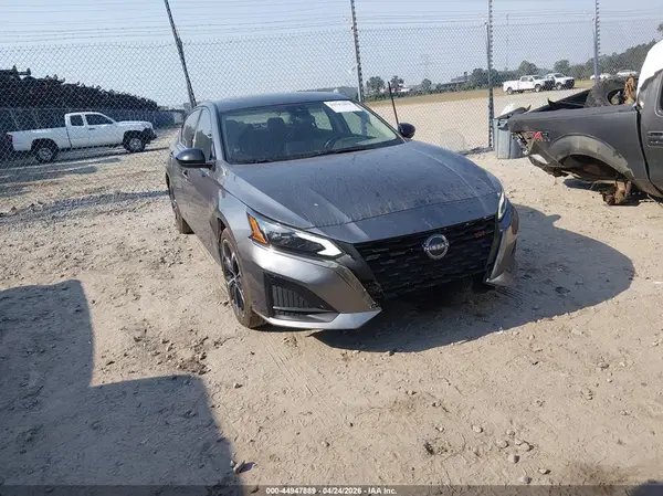 1N4BL4CV0PN355803 2023 NISSAN ALTIMA - Image 1