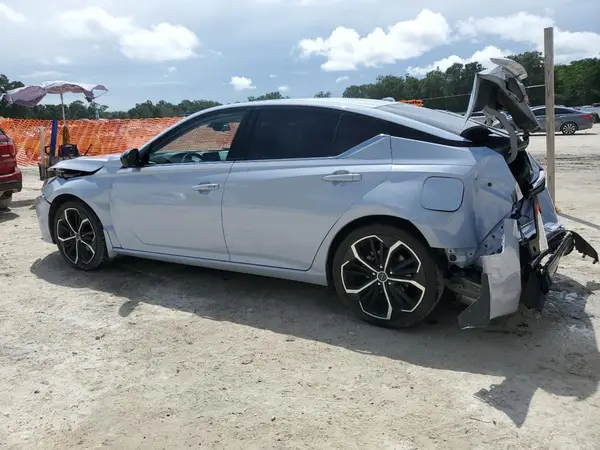 1N4BL4CV0PN369720 2023 NISSAN ALTIMA - Image 2