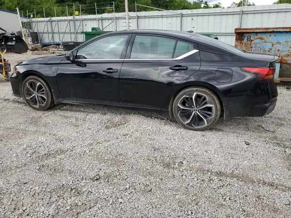 1N4BL4CV0PN416082 2023 NISSAN ALTIMA - Image 2