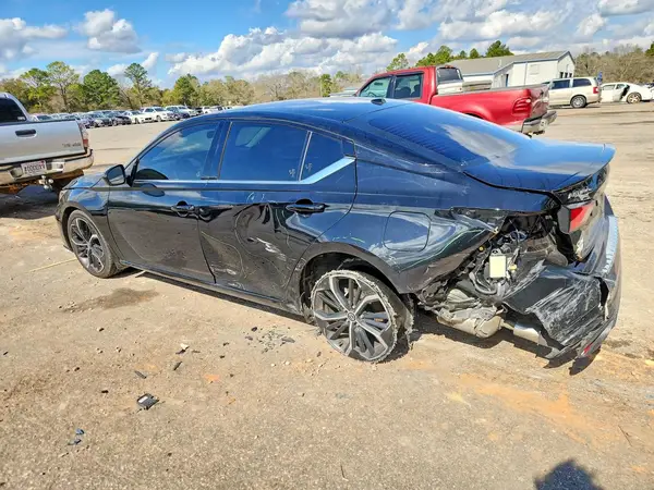 1N4BL4CV0PN421153 2023 NISSAN ALTIMA - Image 2