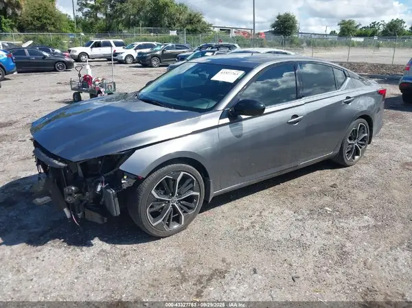1N4BL4CV0RN304997 2024 NISSAN ALTIMA - Image 2