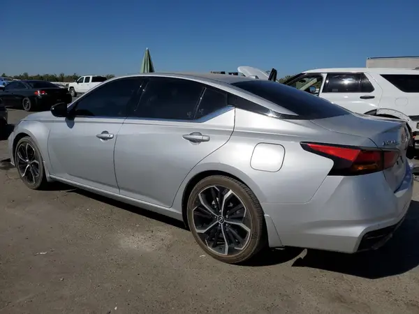 1N4BL4CV0RN315482 2024 NISSAN ALTIMA - Image 2