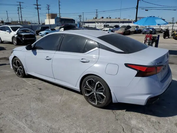 1N4BL4CV0RN317524 2024 NISSAN ALTIMA - Image 2