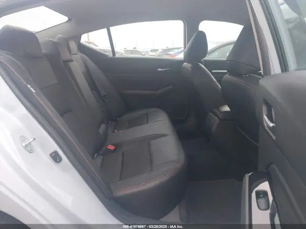1N4BL4CV0RN364178 2024 NISSAN ALTIMA - Image 8