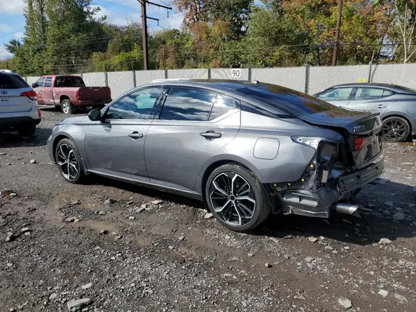1N4BL4CV0RN380493 2024 NISSAN ALTIMA - Image 2