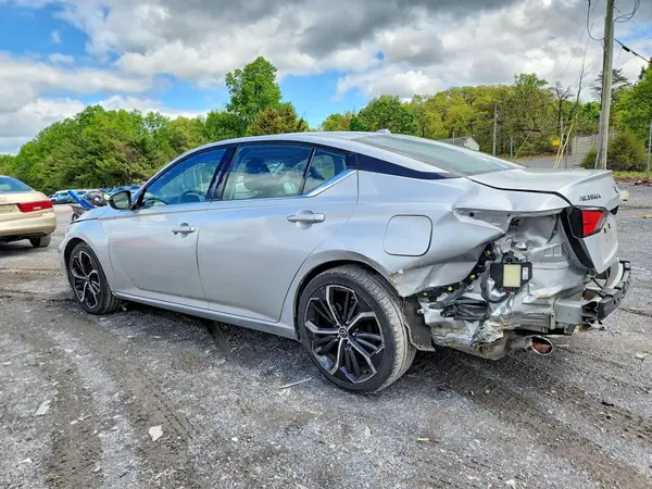 1N4BL4CV0RN389467 2024 NISSAN ALTIMA - Image 2