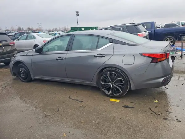 1N4BL4CV0RN394457 2024 NISSAN ALTIMA - Image 2