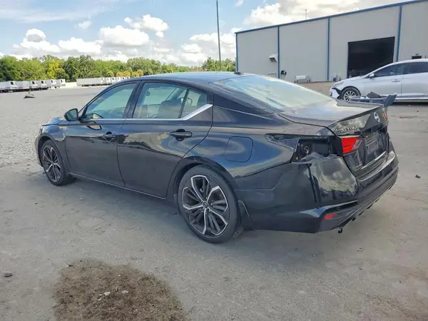 1N4BL4CV0RN402802 2024 NISSAN ALTIMA - Image 2