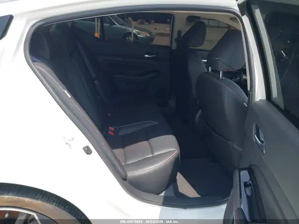 1N4BL4CV0RN408521 2024 NISSAN ALTIMA - Image 8