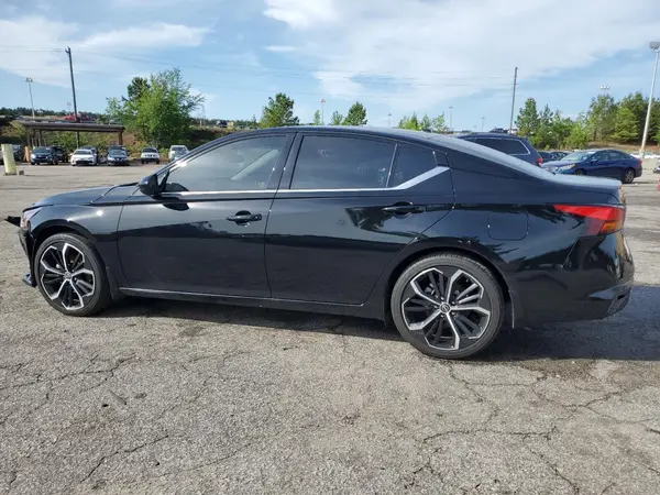 1N4BL4CV0RN424346 2024 NISSAN ALTIMA - Image 2