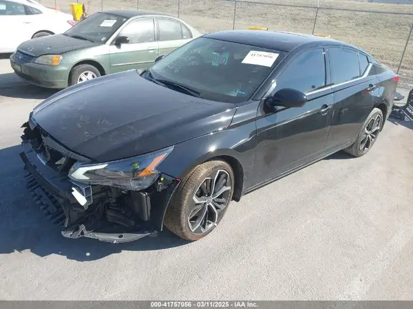 1N4BL4CV0RN435878 2024 NISSAN ALTIMA - Image 2