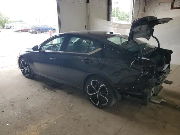 1N4BL4CV0SN316539 2025 NISSAN ALTIMA - Image 2