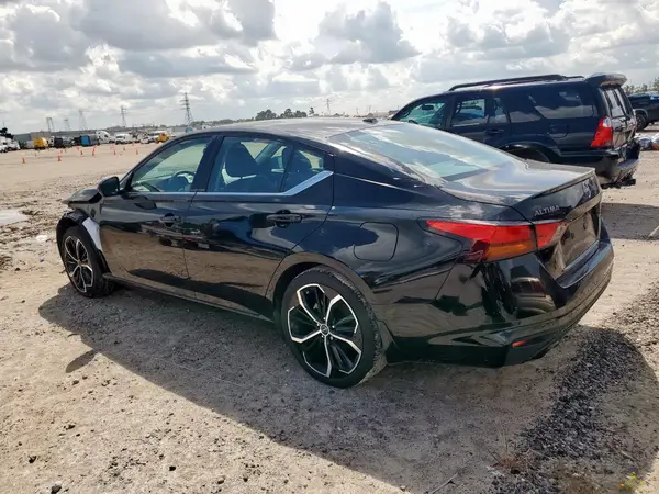 1N4BL4CV0SN323037 2025 NISSAN ALTIMA - Image 2