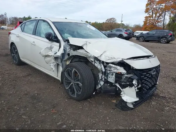 1N4BL4CV0SN343594 2025 NISSAN ALTIMA - Image 1
