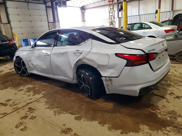 1N4BL4CV0SN346740 2025 NISSAN ALTIMA - Image 2
