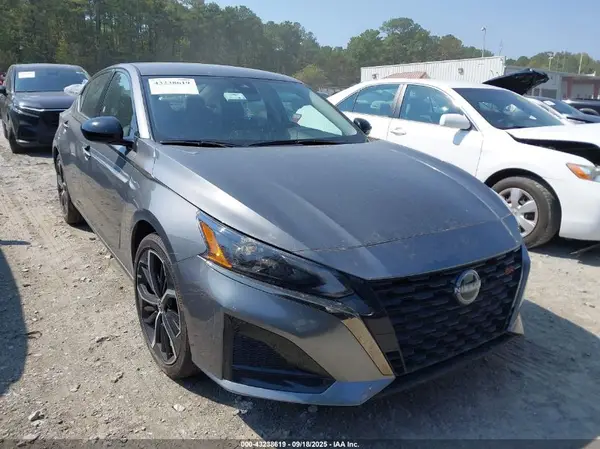 1N4BL4CV0SN380063 2025 NISSAN ALTIMA - Image 1