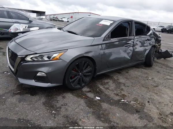 1N4BL4CV1KC103675 2019 NISSAN ALTIMA - Image 2