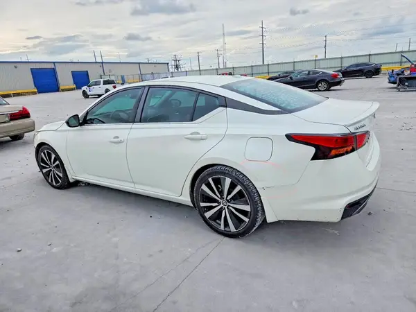 1N4BL4CV1KC120377 2019 NISSAN ALTIMA - Image 2