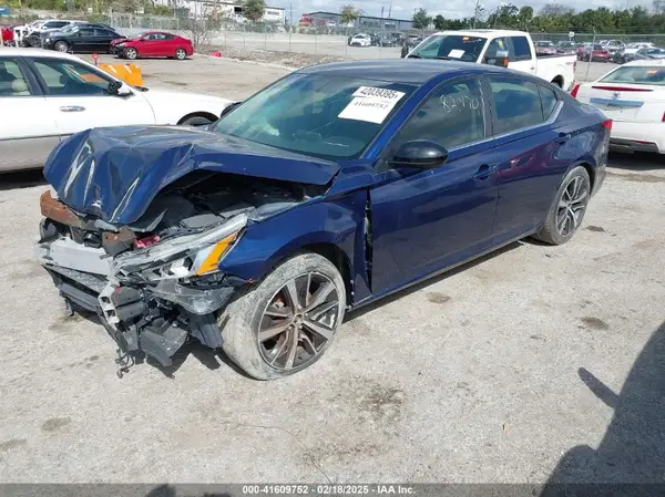 1N4BL4CV1KC133985 2019 NISSAN ALTIMA - Image 2